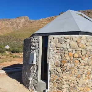 Laingsburg-Steel-Pots-06